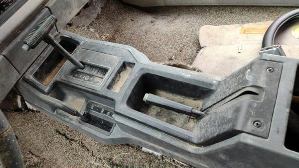 1992 Jeep Cherokee Center Floor Console Assembly Oem At 4X4 Gray — photo 2