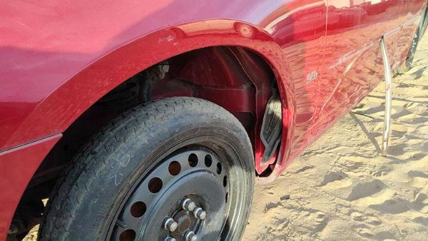 2006-2010 Dodge Charger Driver Left Front Fender Oem Prh Inferno Red 05183427Ab — photo 15