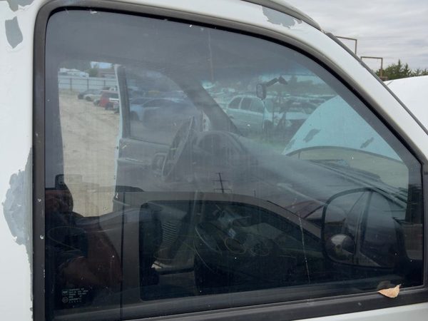 96-24 Chevy Express Van 2500 Passenger Right Front Side Window Door Glass Oem — photo 3