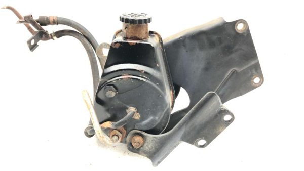 1986-1989 Dodge D100 W100 Power Steering Pump With Mount Bracket Oem 5.2L — photo 6