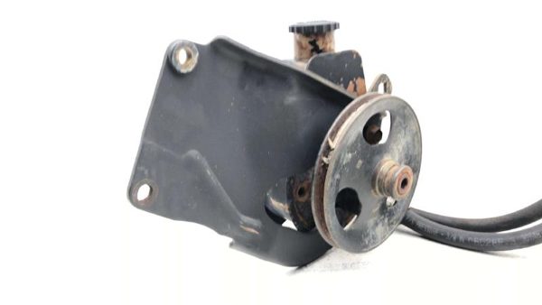 1986-1989 Dodge D100 W100 Power Steering Pump With Mount Bracket Oem 5.2L — photo 4