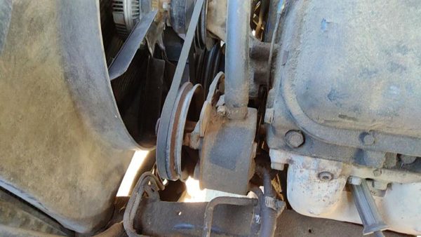 1983 Chevy Pickup 30 Power Steering Pump/motor 7.4L — photo 2