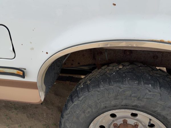 1997-1999 Ford F250 Driver Left Rear Wheel Flare Moulding Oem Back — photo 4