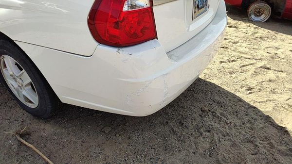 2004-2008 Chevy New Style Malibu Rear Bumper Cover Assembly Oem Back White 40U — photo 7