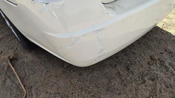 2004-2008 Chevy New Style Malibu Rear Bumper Cover Assembly Oem Back White 40U — photo 8