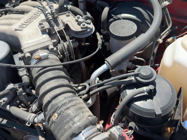 1994 Nissan Pathfinder Driver Left Cylinder Head Assembly 3.0L SOHC OEM — photo 4