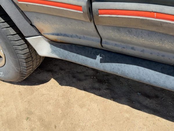 94 Ford Explorer 2 Dr Passenger Right Lower Rocker Panel Moulding Side Skirt Oem — photo 6
