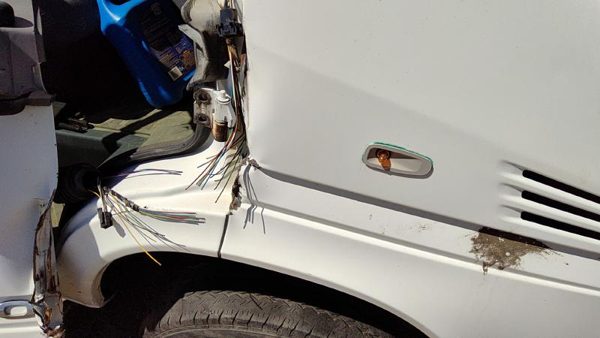 2006 Dodge Sprinter 3500 Fender RH Van White P01 Junk — photo 7