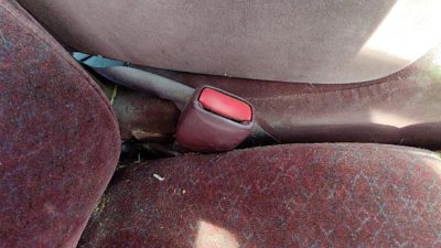 1997-1999 Buick Lesabre Passenger Right Front Seat Belt Buckle Receiver Oem Red
