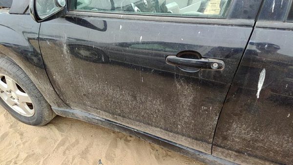 2007 Suzuki Grand Front Door LH Black — photo 2