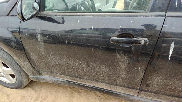 2007 Suzuki Grand Front Door LH Black — photo 3