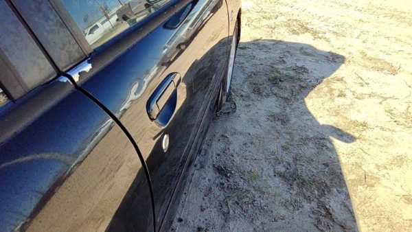 2002 INFINITI G20 Front Door RH KH3 Black — photo 5