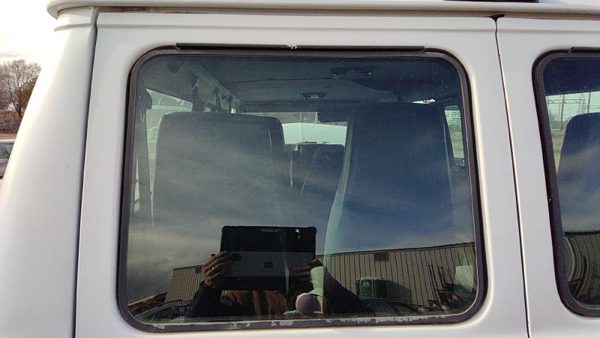 1972-1996 Gmc Van 3500 Driver Left Back Glass Rear Window Oem 00338853 — photo 3