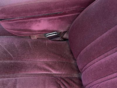 1994 Olds Eighty Eight Driver Left Front Seat Belt Buckle Receiver Oem Red