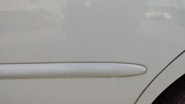 97-04 Regal Driver Left Rear Upper Moulding From Door Back Trim Strip White 16U — photo 2