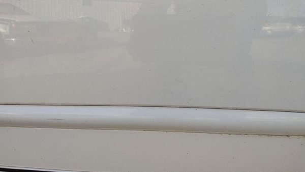 97-04 Regal Driver Left Rear Upper Moulding From Door Back Trim Strip White 16U — photo 3