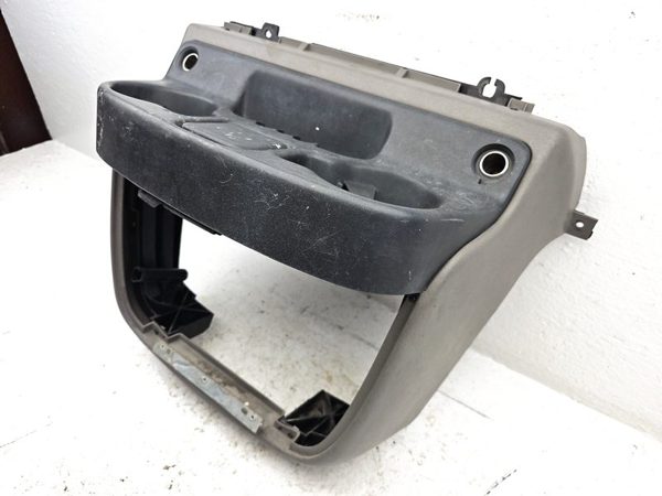 2001-2002 Chevy Express Van 2500 Center Console Dog House Assembly Oem Complete — photo 9