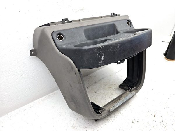 2001-2002 Chevy Express Van 2500 Center Console Dog House Assembly Oem Complete — photo 8