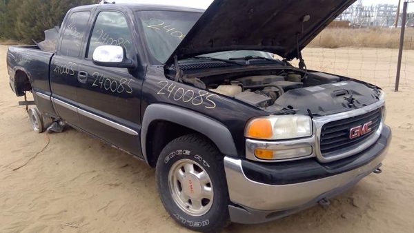 2000 GMC Sierra — vehicle photo 7