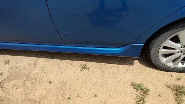 2009-2013 Toyota Corolla Driver Left Lower Rocker Panel Moulding Side Skirt Oem — photo 6