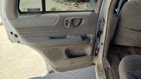 1998-03 S10 Blazer Driver Left Rear Door Trim Panel With Switches Back Gray 92H — photo 1