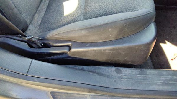 2005-2010 Pontiac G6 Passenger Right Side Seat Trim Panel Oem Black 19B — photo 1