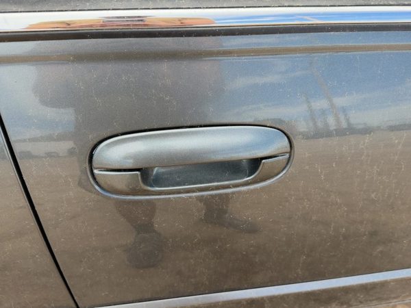 98-04 Seville Passenger Right Front Outside Door Handle 4 Door Thunder Gray 88U — photo 2