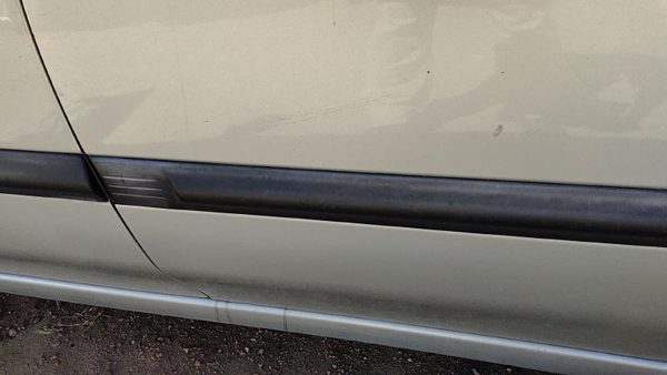 2000-2004 Subaru Legacy Driver Left Rear Moulding From Door Oem Back Trim Strip — photo 2