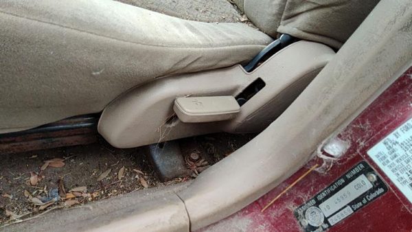 1997 Ford Escort Driver Left Side Seat Trim Panel Oem Tan — photo 2