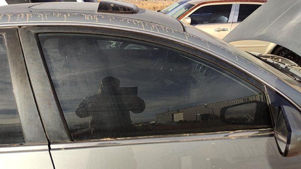2007-2012 Nissan Altima Passenger Right Front Side Window Door Glass Oem — photo 1