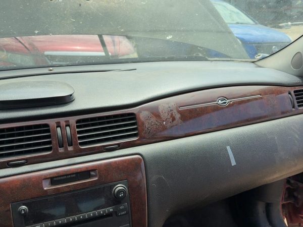 2006-2016 Chevy Impala Passenger Dash Trim Bezel Oem 15869586 — photo 2
