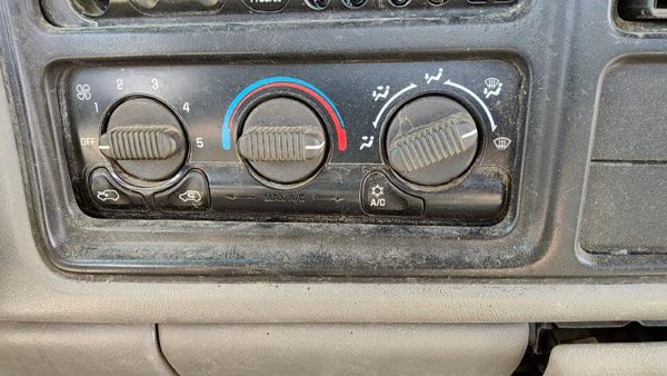 99-02 Silverado 1500 Temperature Control Module In Dash Heater Ac Head Unit Oem — photo 2