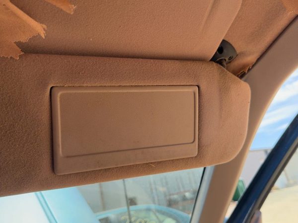 91-94 Ford Explorer 2 Dr Passenger Right Sun Visor OEM Tan with Mirror — photo 5