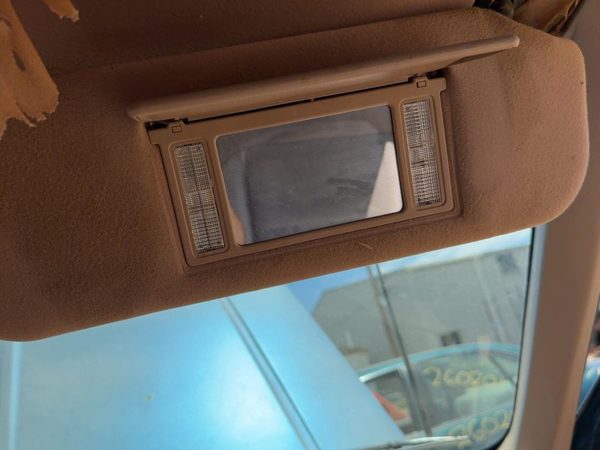 91-94 Ford Explorer 2 Dr Passenger Right Sun Visor OEM Tan with Mirror — photo 4