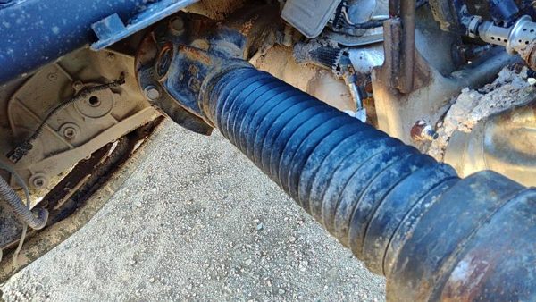 16 Ram 4500 Rear Drive Shaft Back Driveline 6.7L At 4X4 Chassis Cab Regular Cab — photo 5