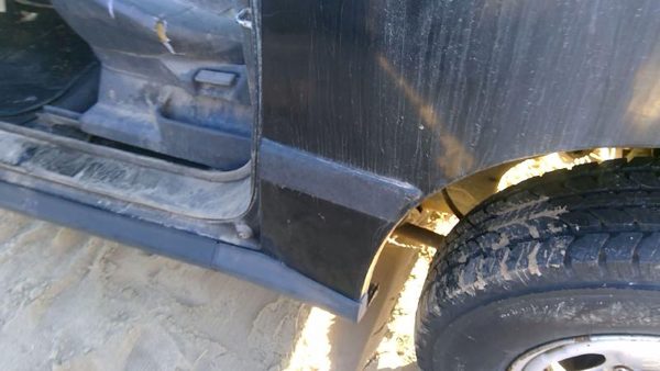 1996 Geo Tracker Lh Driver Left Rear Moulding On Quarter Panel Oem Black — photo 2
