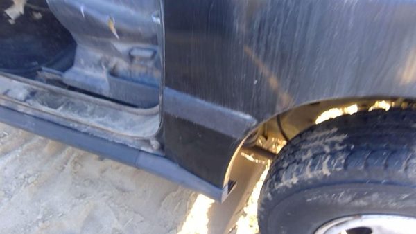 1996 Geo Tracker Lh Driver Left Rear Moulding On Quarter Panel Oem Black — photo 1