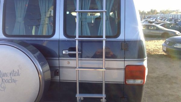 1989 Chevy Van 20 Series Back Door RH Blue — photo 3