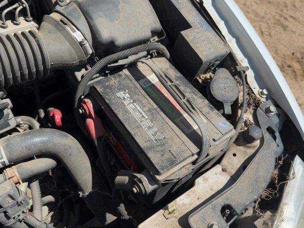 1995-2005 Chevy Cavalier Complete Battery Box Mount Tray With Hold Down Oem — photo 3