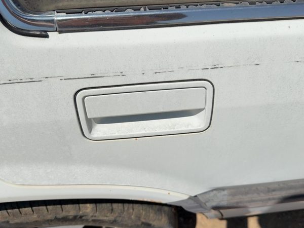 89 Honda Accord Lx Passenger Right Rear Outside Door Handle Oem Back Sedan White — photo 3
