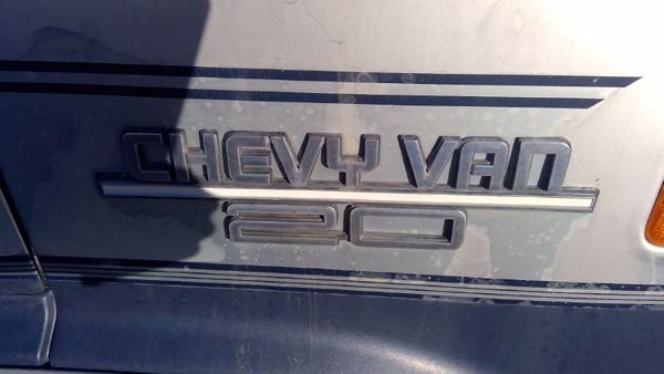 1983-1991 Chevy G20 Van Passenger Right Emblem Badge From Fender Oem — photo 2