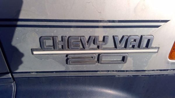 1983-1991 Chevy G20 Van Passenger Right Emblem Badge From Fender Oem — photo 6