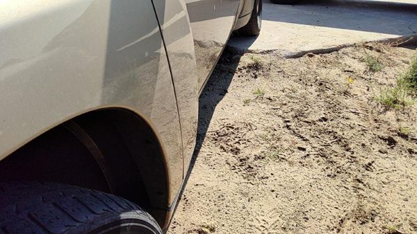 2006 Chevrolet HHR Front Door LH Gold 15U — photo 3