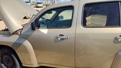 2006 Chevrolet HHR Front Door LH Gold 15U
