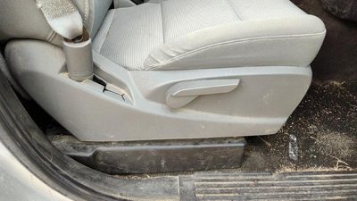 2014-2019 Silverado 1500 Passenger Right Side Seat Trim Panel Oem H2r Gray