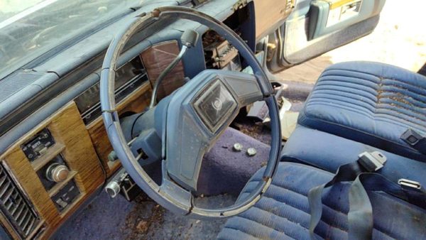 1984 Cadillac Deville Steering Wheel Sedan Blue — photo 5