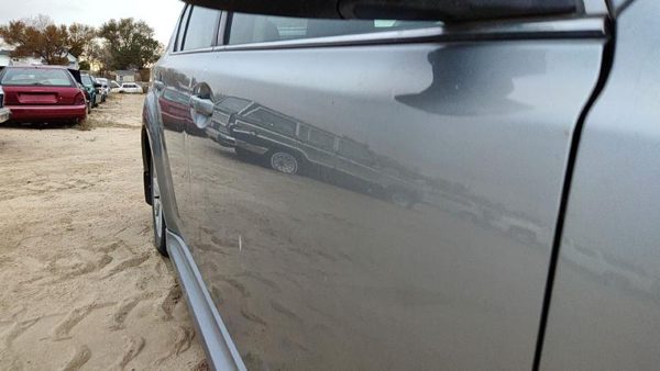 2011 Subaru Legacy Front Door RH Ssm Steel Silver — photo 3