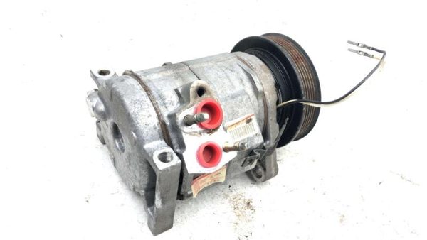 2003-2004 Dodge Caravan Ac Compressor Air Conditioner Pump Assembly Oem 3.3L — photo 1