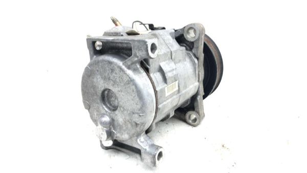 2003-2004 Dodge Caravan Ac Compressor Air Conditioner Pump Assembly Oem 3.3L — photo 7