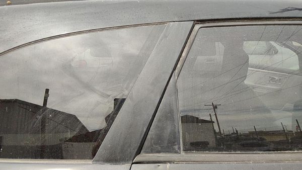 07-09 Grand Vitara Xl-7 Passenger Right Rear Moulding On Quarter Panel Oem Black — photo 2